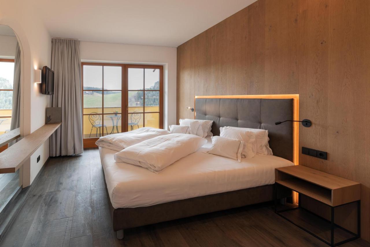 Hotel Alpenflora Castelrotto Exteriör bild